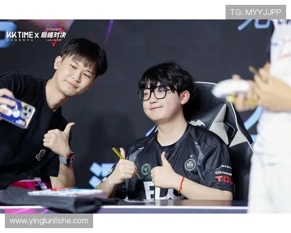 聚焦全球顶级电竞赛事探索激情对决与选手背后的荣耀之路 聚焦全球顶级电竞赛事探索激情对决与选手背后的荣耀之路